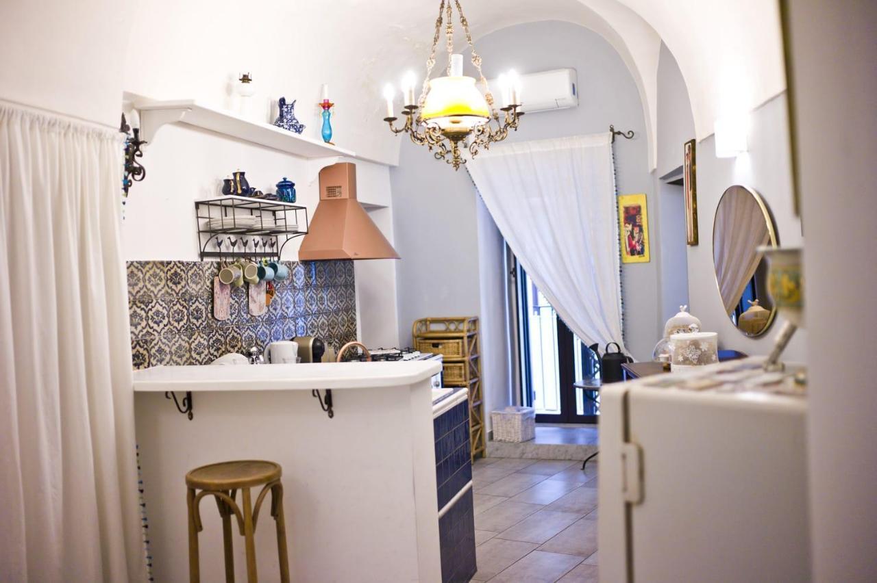 Sunshine House Bed & Breakfast Catania Bagian luar foto